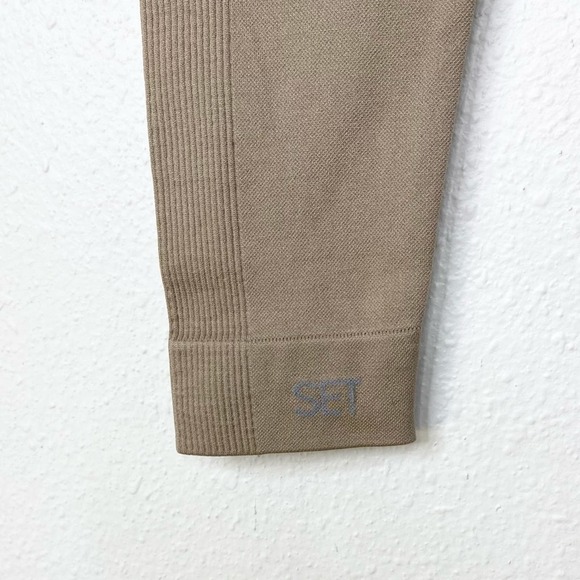 SETactive Beige High Rise Leggings Small - Picture 6 of 7